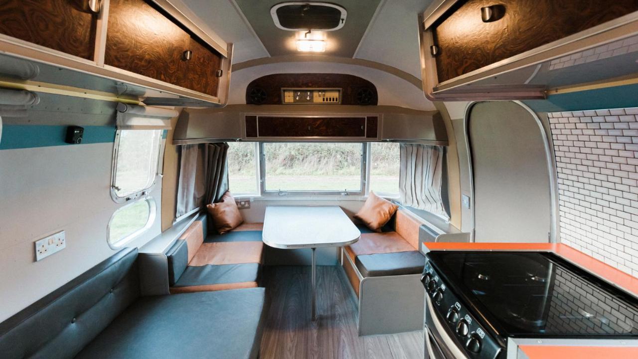 Silver Airstream Glamping & Rental Чичестер Экстерьер фото