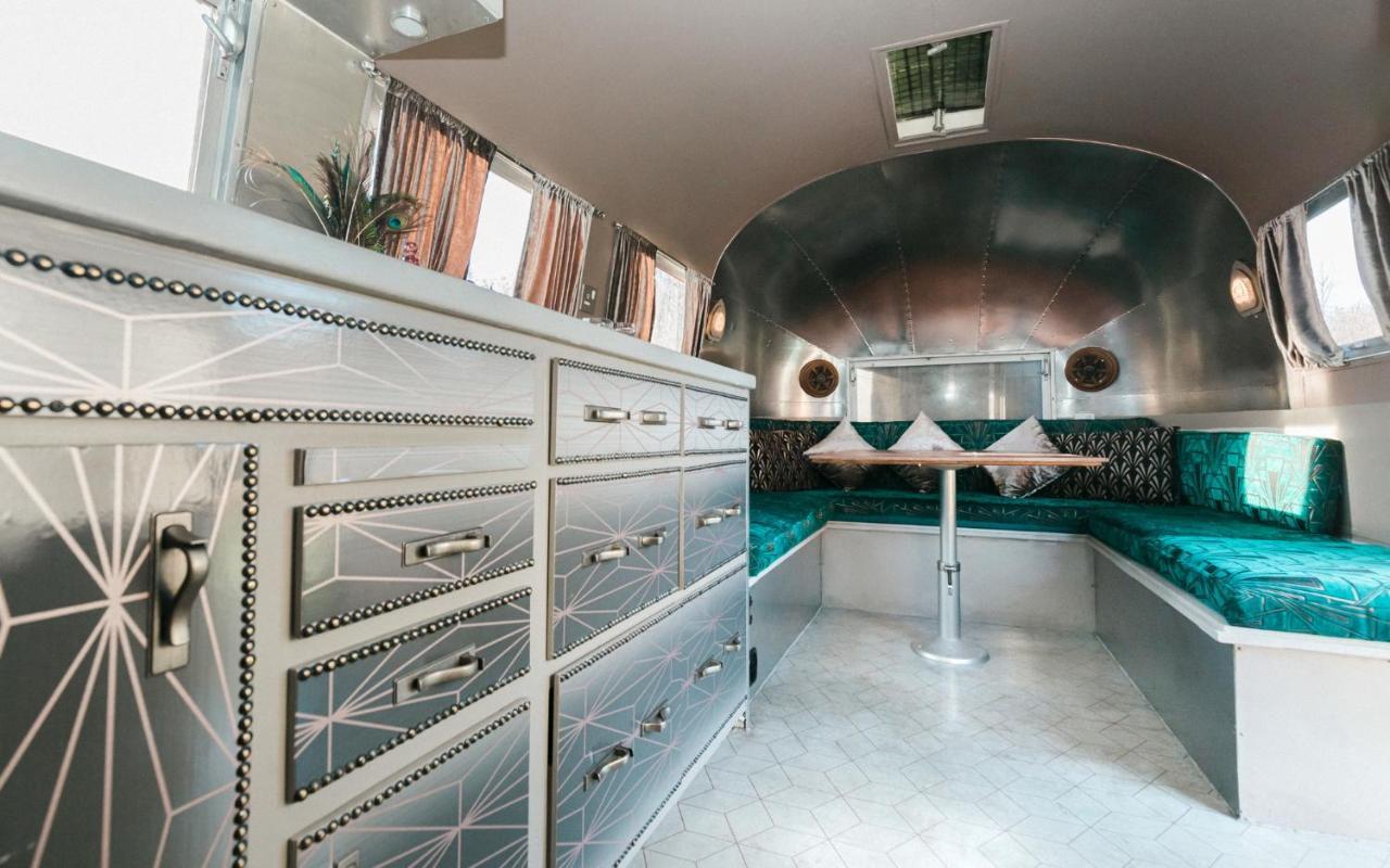Silver Airstream Glamping & Rental Чичестер Экстерьер фото