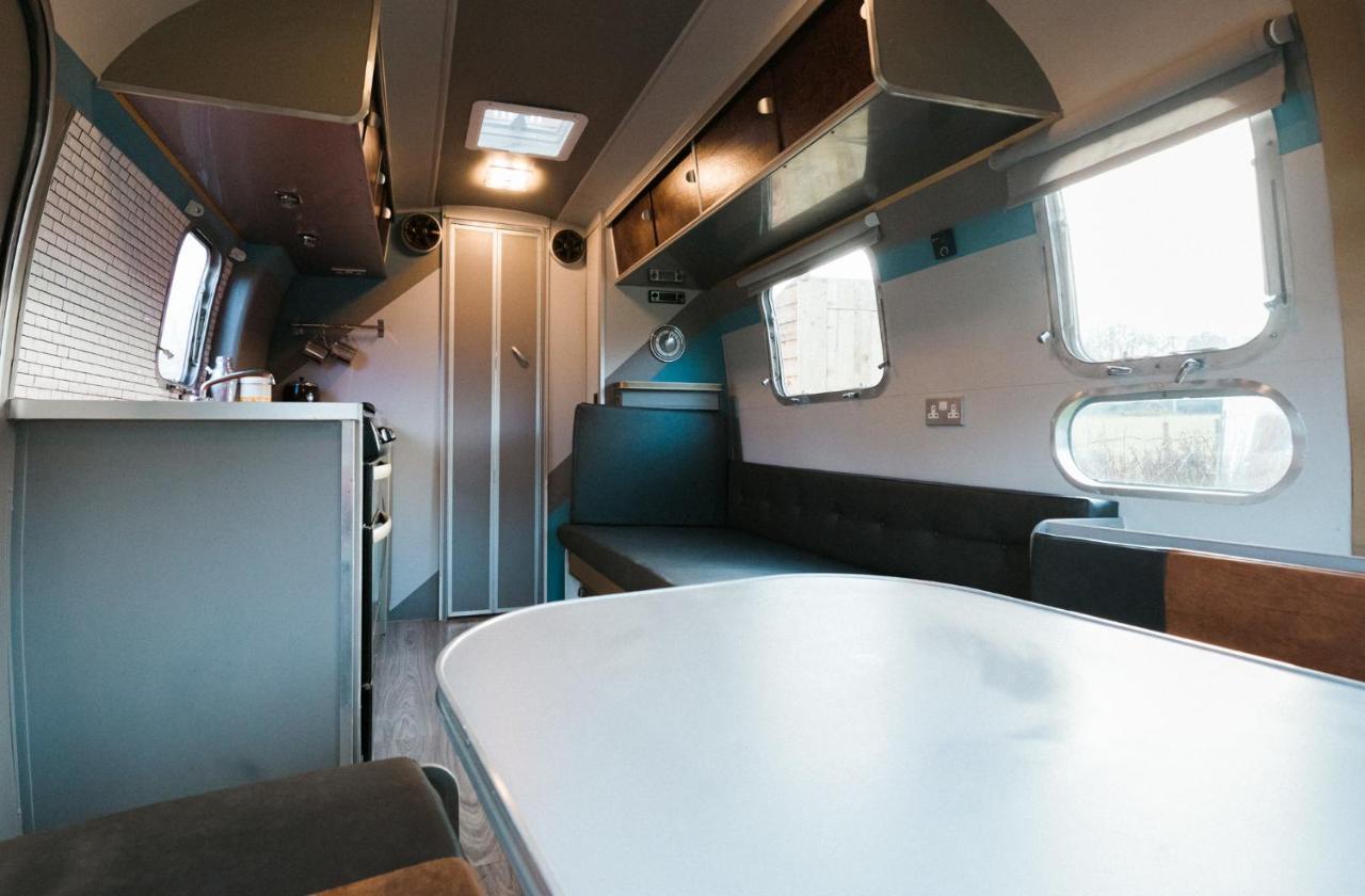 Silver Airstream Glamping & Rental Чичестер Экстерьер фото